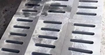 泰安 芝麻灰石材沟盖板