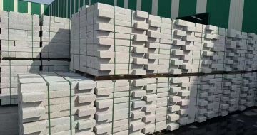 泰安芝麻白路沿石