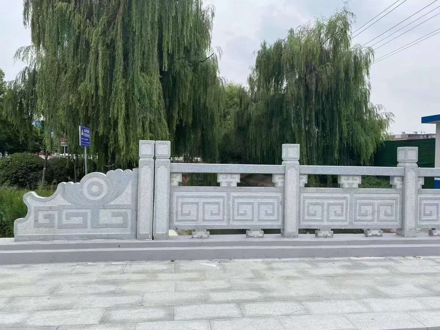 泰安 芝麻灰桥栏杆、河道栏杆安装效果