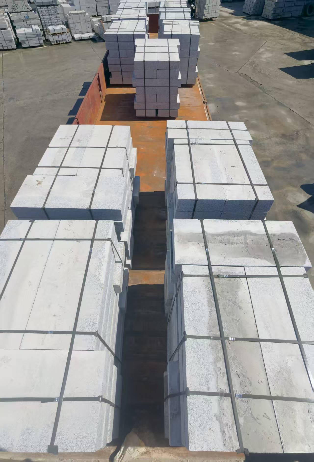 泰安 路沿石装车出货